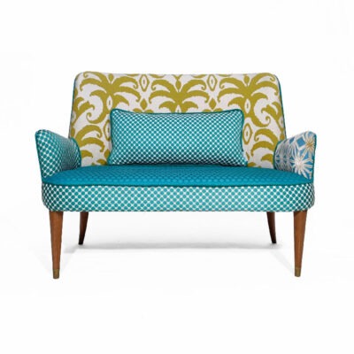 Vintage design sofa. EXAGONO PETROLIO SOFA