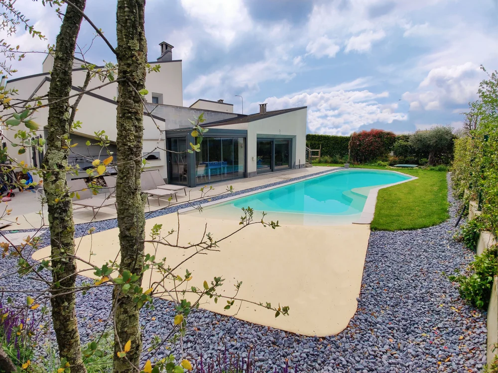 VILLA PAVIA-MICHELE-SILVIA-CHIABRERA-back-swimming-pool