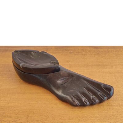 African foot ashtray - KASBHA AFRO COLLECTION